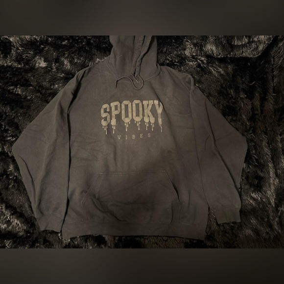 Gildan Other - Spooky Vibes Black Hoodie Dripping Letter Graphic Size XXL